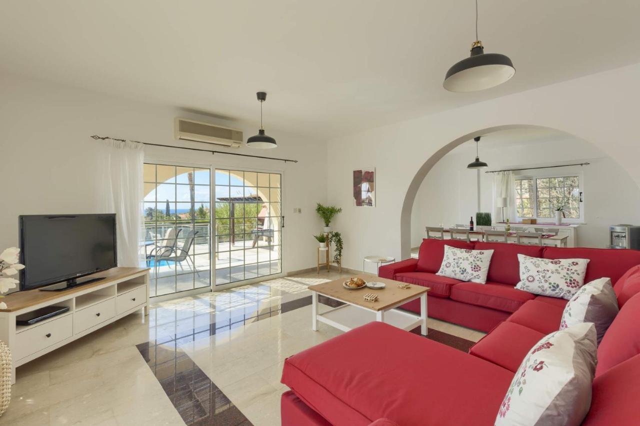Villa Danae Coral Bay By Villa Plus 佩亚 外观 照片