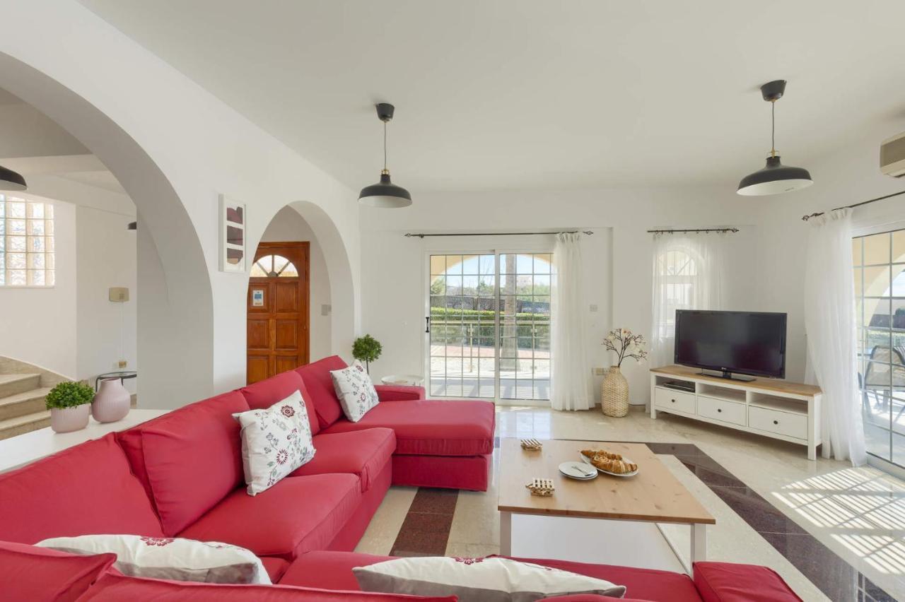 Villa Danae Coral Bay By Villa Plus 佩亚 外观 照片